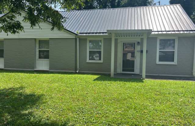 3-bedroom, 1 bath one level duplex - Kingsport, TN photos photos