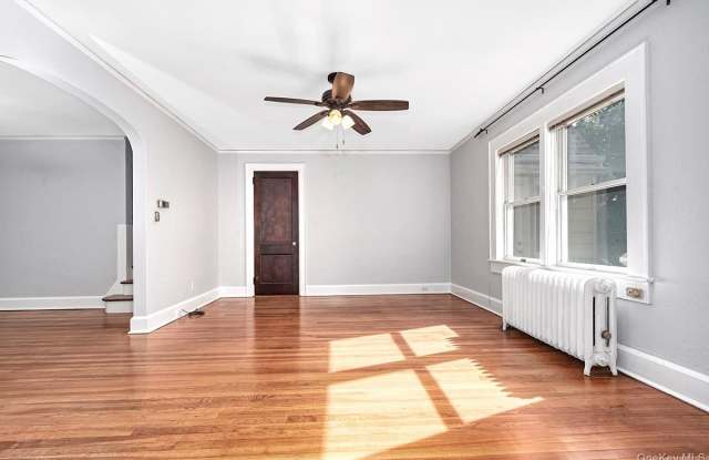 128 Chatterton Parkway Gallery 4