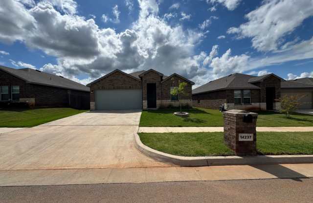 Beautiful 4 Bedroom 2.5 Bathroom Home in Piedmont Schools (Neighborhood Park/Splash Pad) photos photos