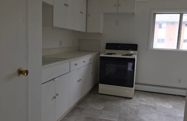 2 bedroom upper Gallery 4