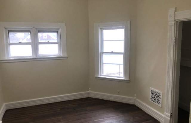 603 West William Street - 1 Gallery 4