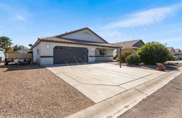 CHAPARRAL MESA AWAITS photos photos