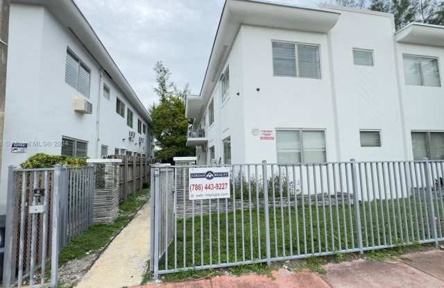855 80th Street - 4 photos photos