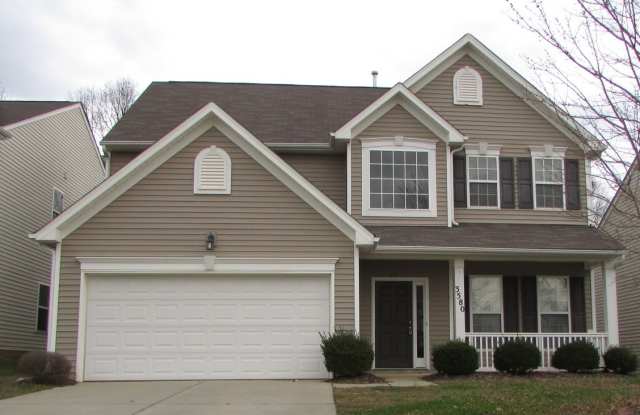 Large Home With Double Car Garage in Catawba Hills - 3580 Catawba Creek Drive, Gastonia, NC 28056