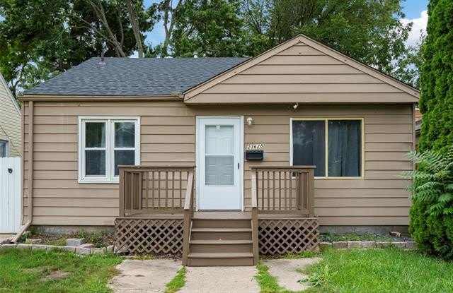 23628 CARLINGTON Street photos photos