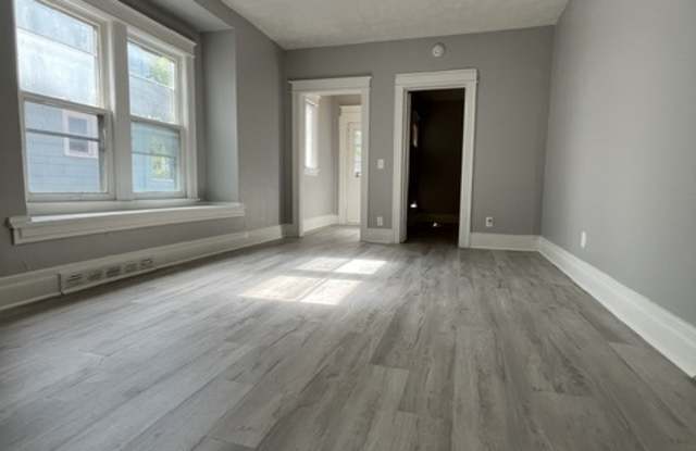 94 Santee Street (Kirk) Gallery 1