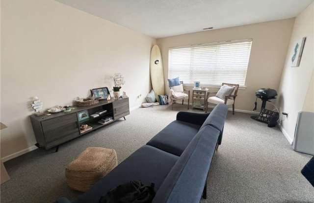 103 Mariners Walk Gallery 2
