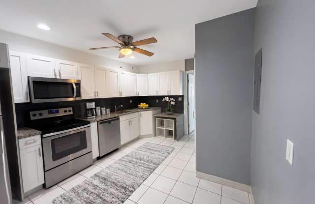 1240 SE 3RD Court Gallery 4