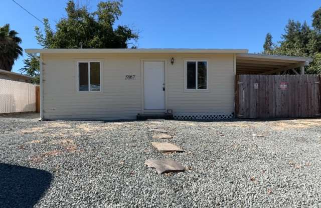 5867 Grove St photos photos