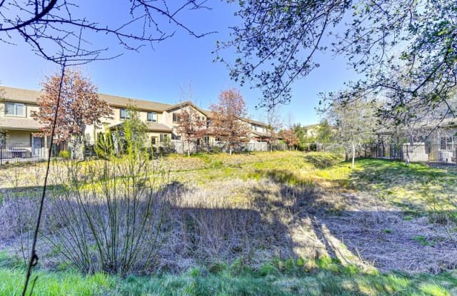 7217 Orchard Cir Gallery 4