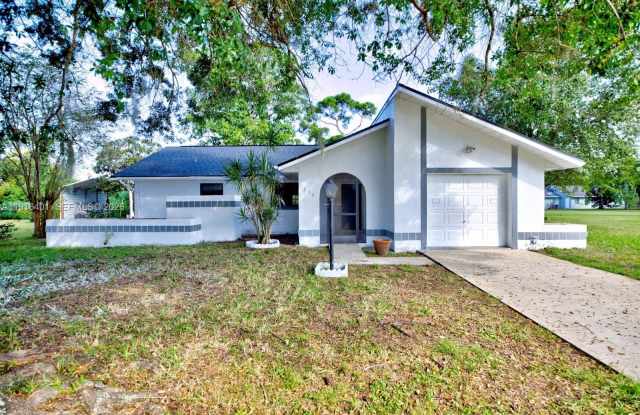 220 Rhapsody Ave photos photos