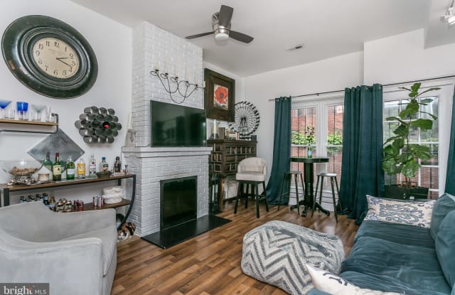 13 E BRANCH LANE - 13 E Branch Ln, Baltimore, MD 21202