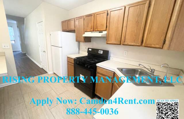 Renovated 2 bedroom 1 bath home in the heart of Cooper Plaza Gallery 3