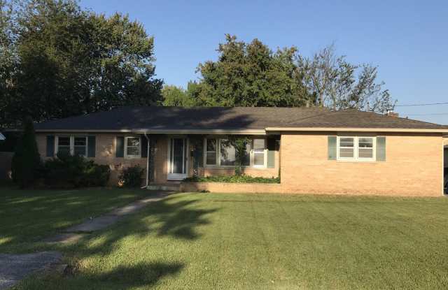 3 bedroom Home in Southeast Springfield photos photos