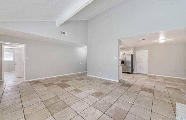 7011 Great Elms Ct Gallery 4