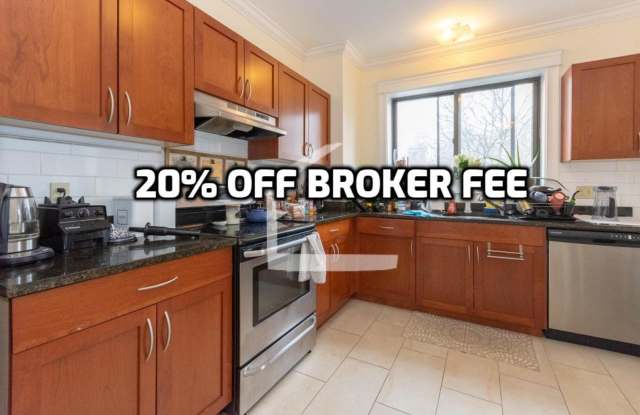 Renovated Unit Near T with Hot Water Included. NO STUDENTS. Professionally Managed photos photos