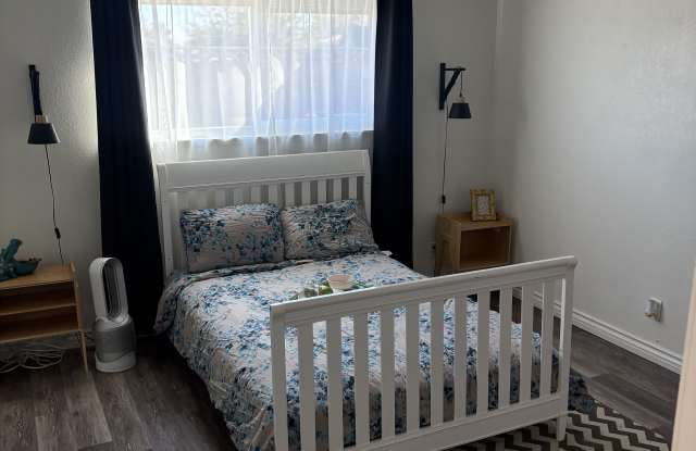 2944 Casamia Avenue photos photos