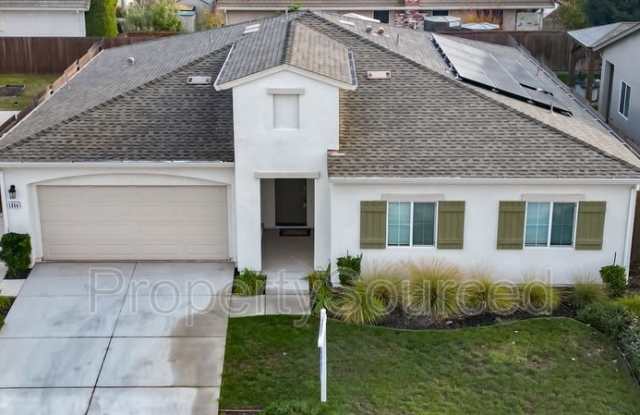 1324 Crimson Pl - 1324 Crimson Place, Manteca, CA 95336