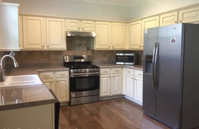 3489 Davenport Park Lane Gallery 2