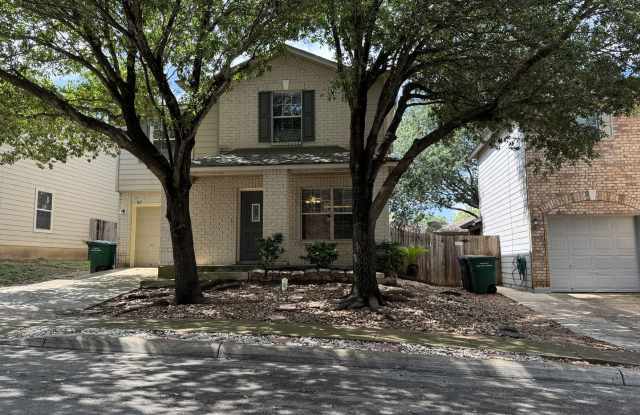 NEW PAINT (MAY 2026)  |  NO CARPET  |  EXCELLENT LOCATION NEAR 151, 1604 & 410 Gallery 4