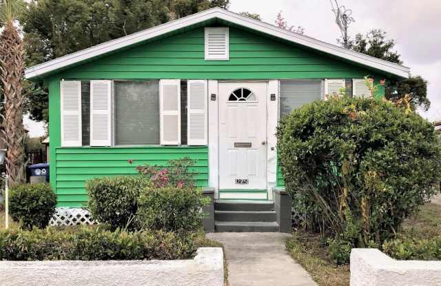 275 N CAPEN AVENUE photos photos