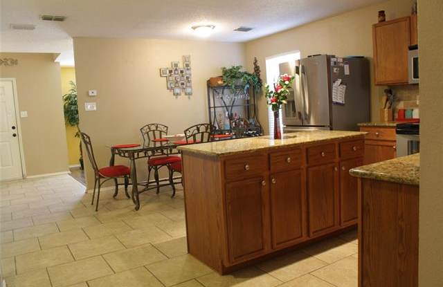 2433 Graystone Drive Gallery 2