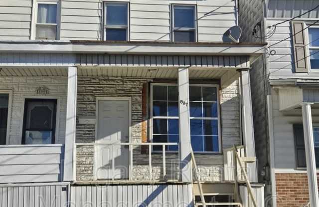 897 West Coal Street Gallery 1