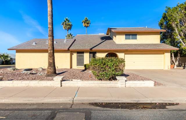 Stunning 4 Bed, 3.5 Bath Dobson Ranch Home with Dual Primary Suites and Sparkling Pool! photos photos