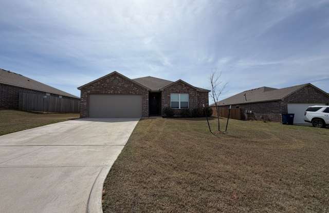 Large 4 Bedroom, 2 Bathroom Home in Shawnee Schools! photos photos
