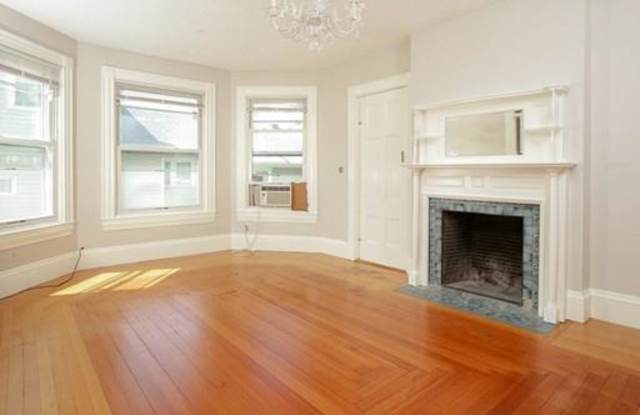 1603 Centre St Gallery 4
