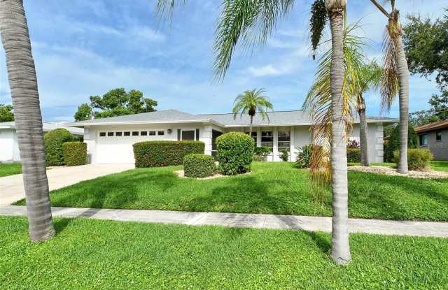 6722 ROXBURY DRIVE photos photos