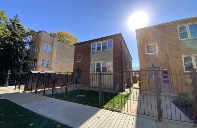 3727 W Wilson Avenue Gallery 2