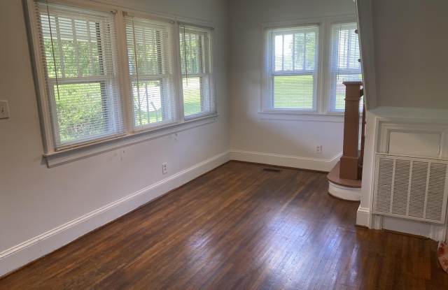 1317 Highland Drive Gallery 3