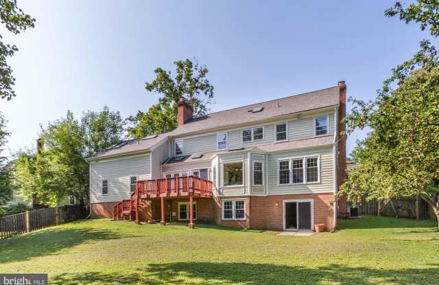 7409 INDRAFF CT Gallery 4