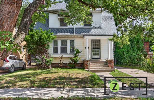 Updated 3 Bed Homes Minutes from Mack & East English Village photos photos