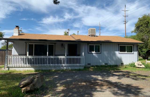 Beautifully upgraded interior, one dog considered. photos photos Beautifully upgraded interior, one dog considered. photos photos