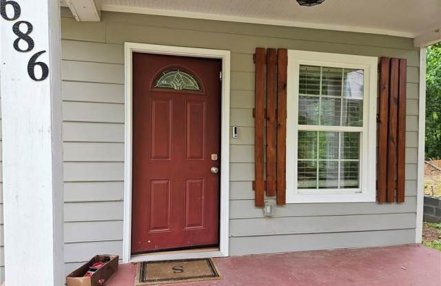 686 Center Hill Avenue NW photos photos