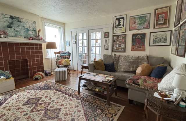 5854 Alderson photos photos