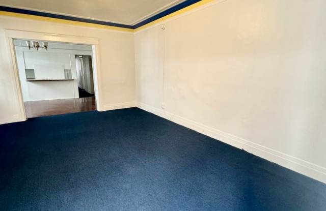 Spacious Unit photos photos