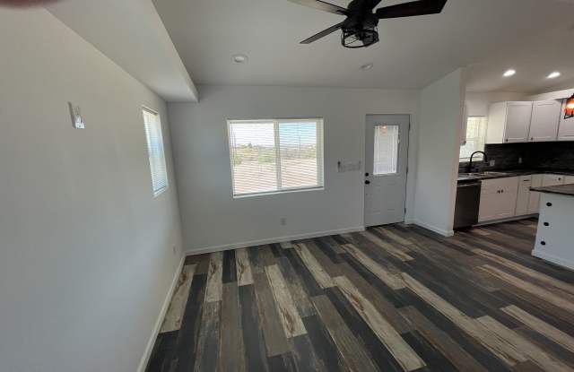 1350 South Peach Trail Gallery 4