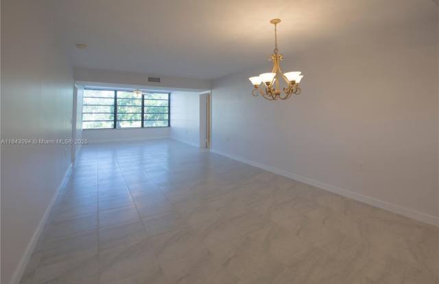 1717 Whitehall Dr photos photos
