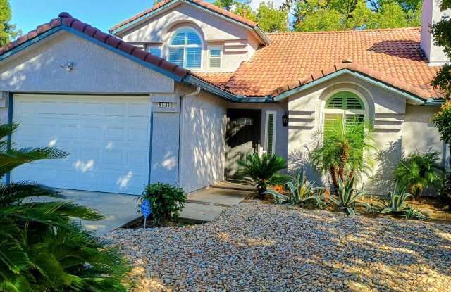 9538 North Barton Avenue - 9538 North Barton Avenue, Fresno, CA 93720