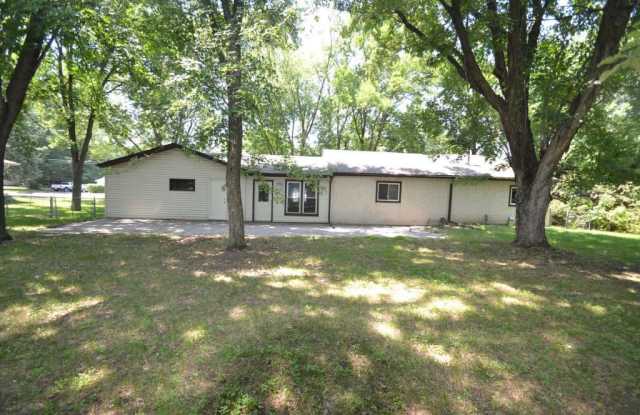 10905 Irwin Avenue S Gallery 2