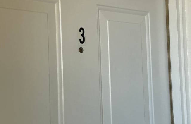 22 School Street Gallery 4