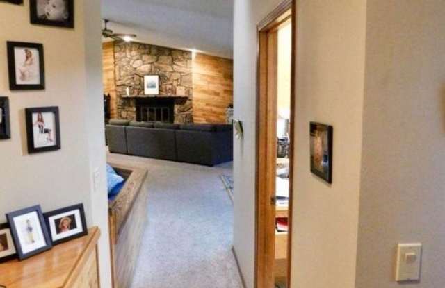 5021 Cliff Point Circle West Gallery 3