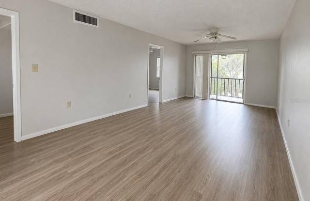 112 CYPRESS Court Gallery 3