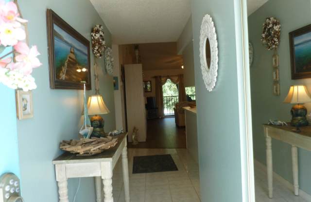 6472 River Run Boulevard Gallery 4
