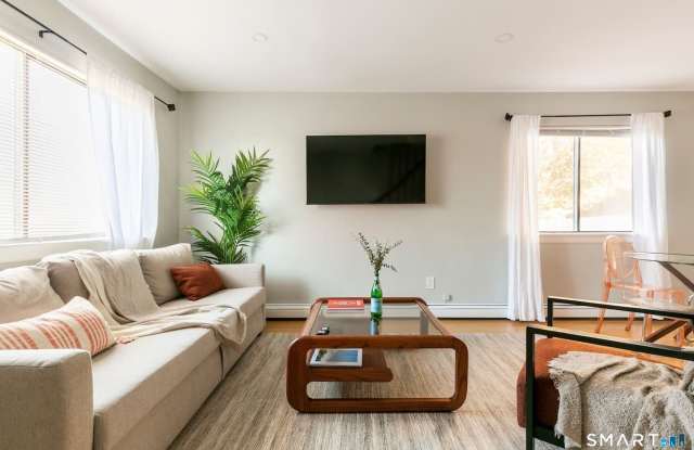 516 Indian Avenue photos photos