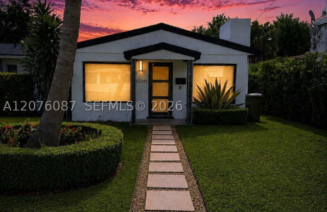 12341 NE 11th Ct Gallery 1