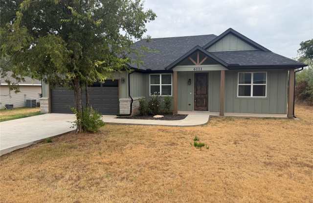 6111 Collins Court Gallery 1
